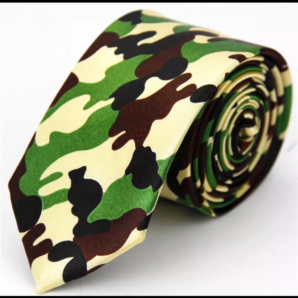 Camouflage Skinny Tie